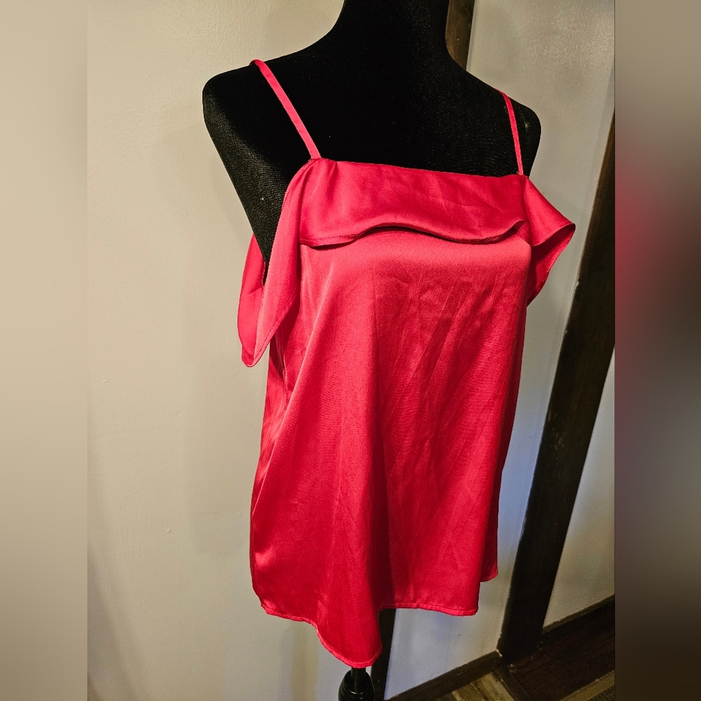 NWOT Express Open Shoulder Tank